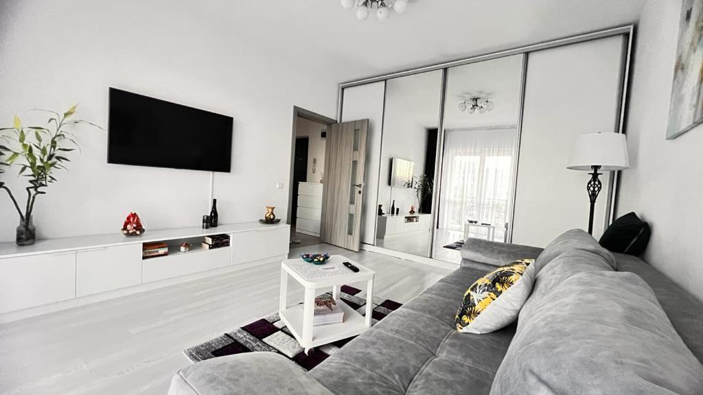 One Apartment Militari Bucharest Luaran gambar
